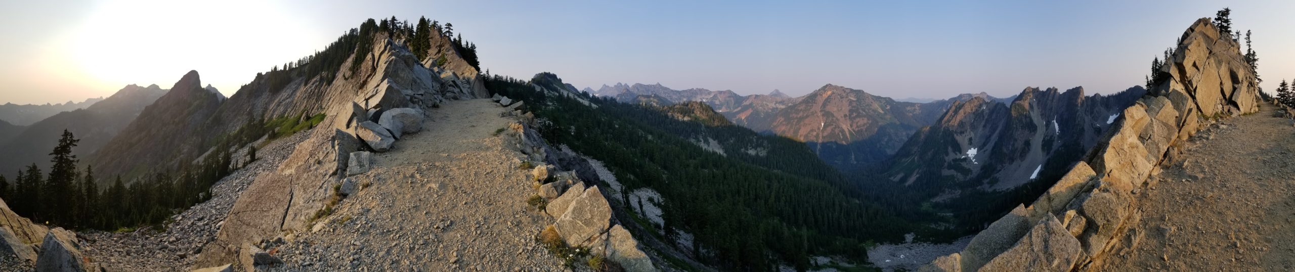 Read more about the article PCT Washington – Snoqualmie Pass to Ridge Lake