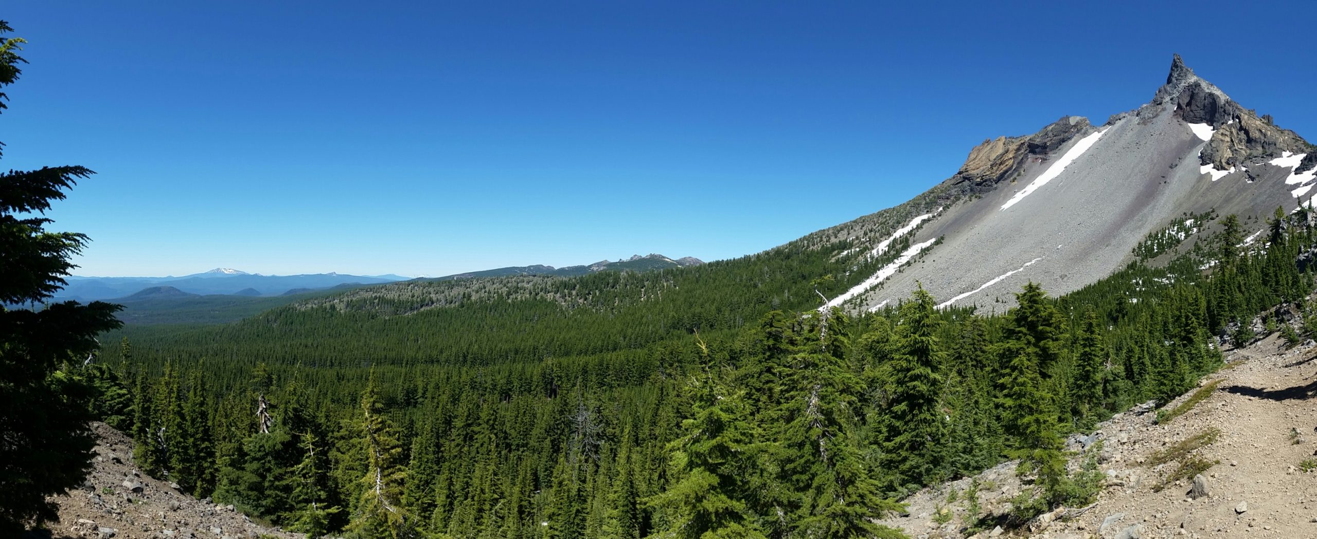 You are currently viewing PCT Oregon – Crater Lake to Mt Thielson